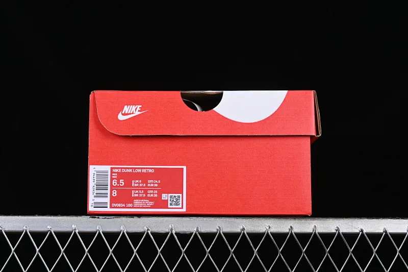 All categories Nk SB Dunk series Nk SB Dunk Low low-top sneakers J version Nk Dunk Low Retro "Light Orewood Brown" Bugs Bunny off-white SB low-top casual sneakers DV0834-100